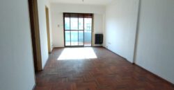 VENDO DPTO 2 DORM EN MICROCENTRO